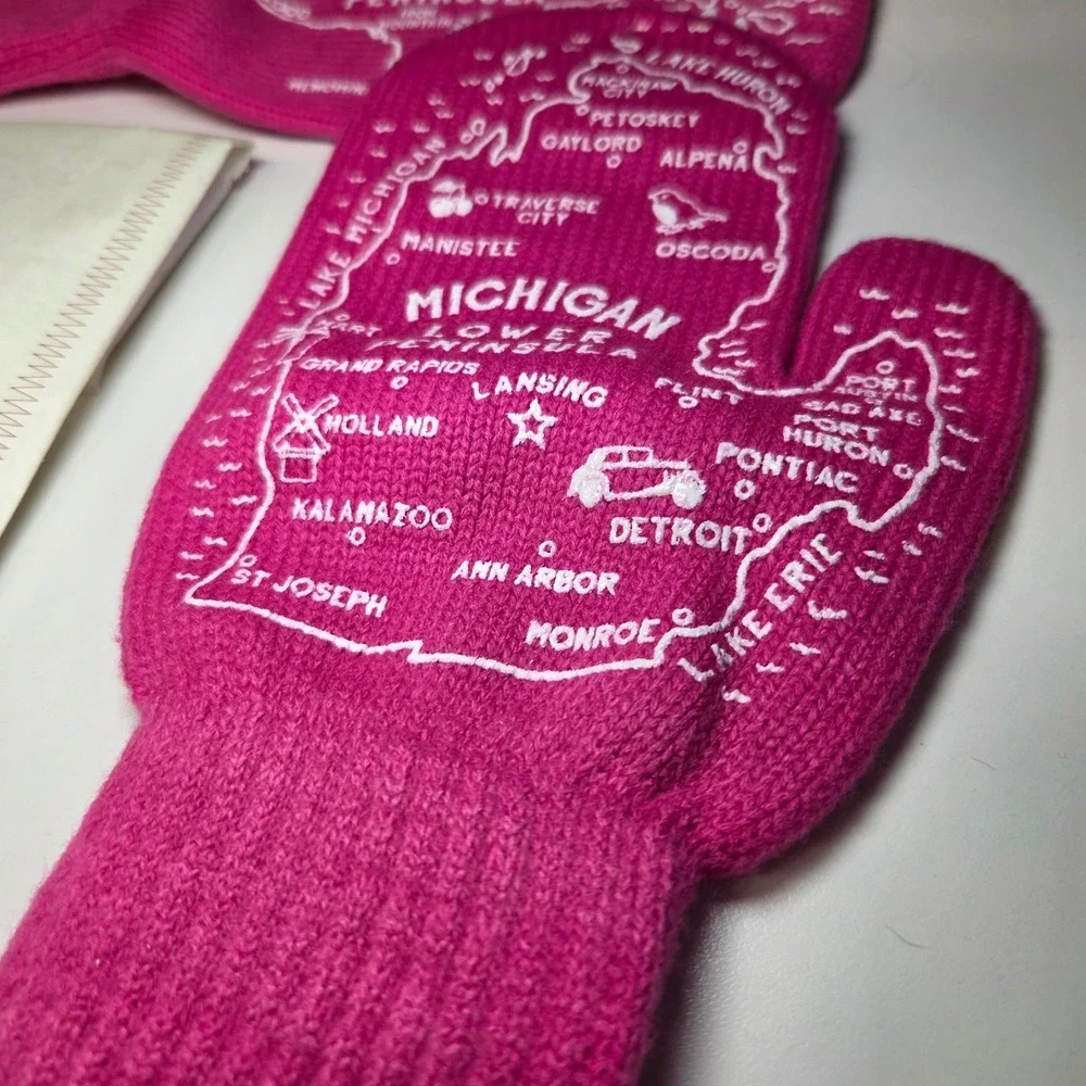 Michigan Mittens Pink Lower Upper Peninsula Map Winter Gloves One Size